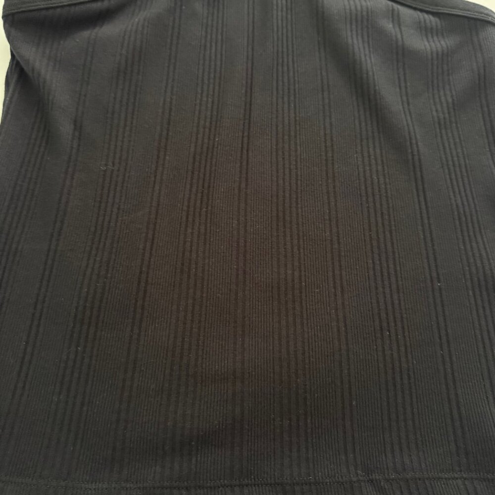 a.n.a. Black Crossover Halter Top Size L - Picture 4 of 7
